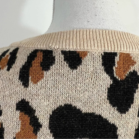A New Day Leopard Pattern Knit Top Large Beige Black Long Sleeve Round Neck Work - Picture 7 of 9